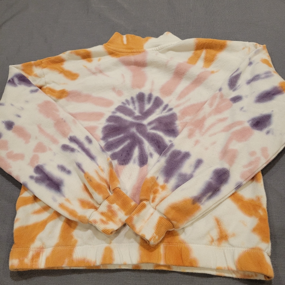 🧸EUC~  GIRLS PULL OVER - Picture 2 of 8